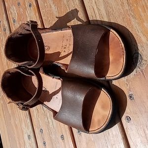Aurora Shoe Company, New Mexican Sandal  7.5 Brown leather